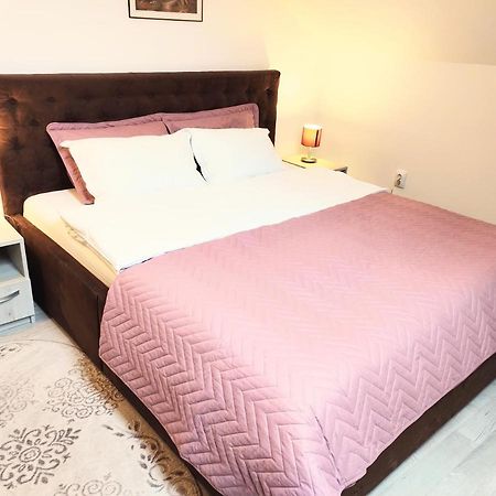 Simona Apartament Palas Mall Яш Екстериор снимка