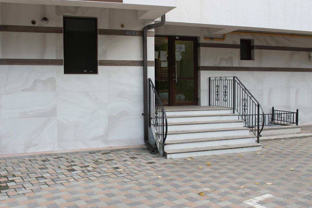 Simona Apartament Palas Mall Яш Екстериор снимка