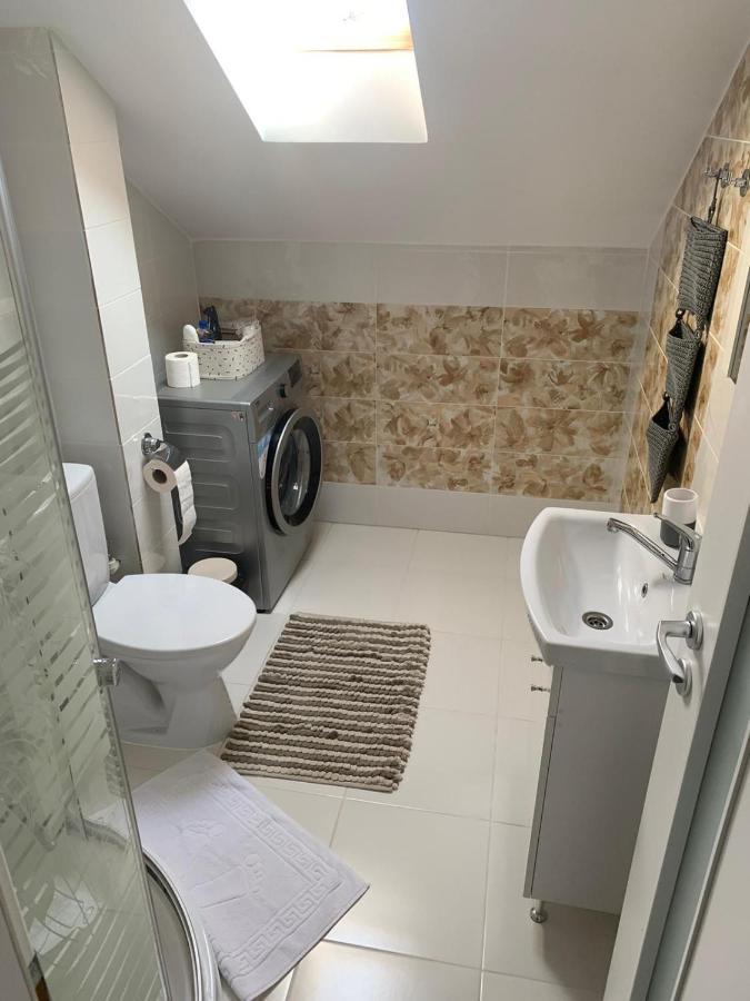 Simona Apartament Palas Mall Яш Екстериор снимка